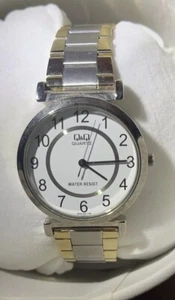 NEW Q&Q Watch Easy to Read White Dial Two Tone Linked Band WATER RESISTANT - Picture 1 of 6