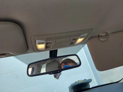 Used Front Center Interior Rear View Mirror fits: 2017 Acura Ilx w/automatic dim - Imagem 1 de 4