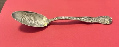 Festival Hall Louisiana Purchase Expo Sterling Silver 27g 5.75” Souvenir Spoon — 第 1/4 张图片