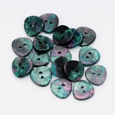 20pcs Green Triangle Resin Buttons for Sewing Scrapbook Clothing Handmade Decor - Image 1 of 4