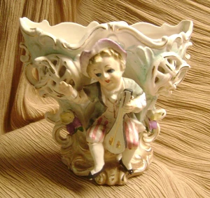 VINTAGE MADE IN JAPAN  VICTORIAN PORCELAIN FIGURAL BOY,FLOWERS 6" HT. VASE!!! - Picture 1 of 13