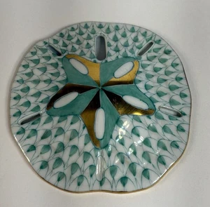 Sand-Dollar  Openwork – Green – Herend Animal Figurine15594-0-00 VHV - Green - Picture 1 of 6