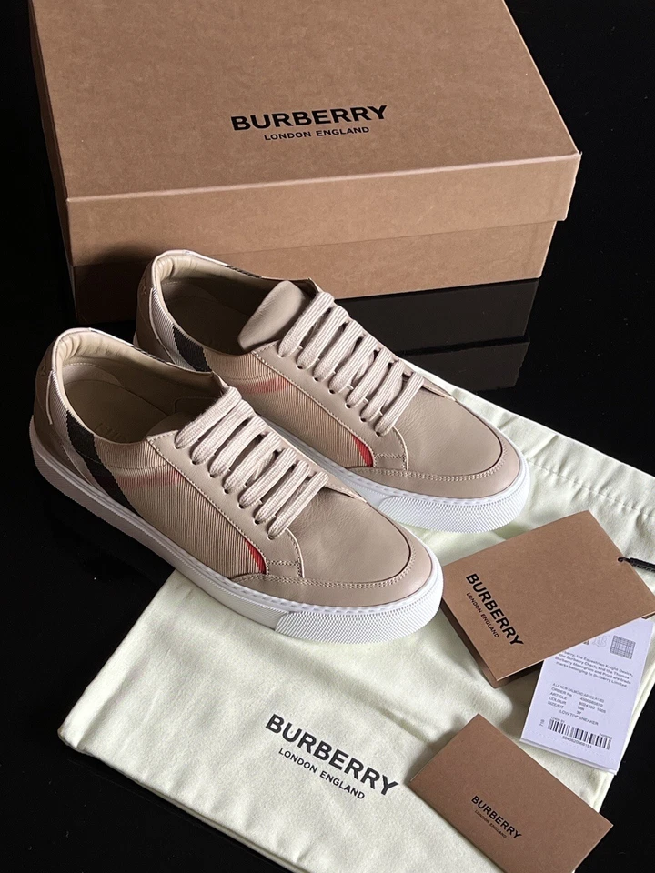 Size 7 - Burberry Salmond Check Low Top Salmond