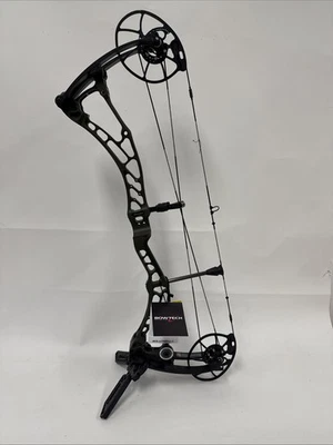 Bowtech Solution LS RH OD Green W/ Black Limbs #70 - Image 1 of 4