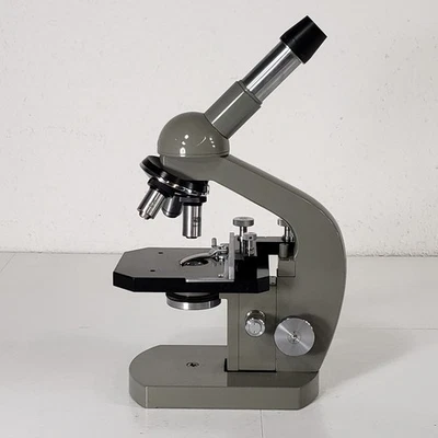 Tested Vintage Olympus Tokyo Monocular Microscope With 10X 40X 100X Objectives - Image 1 of 4