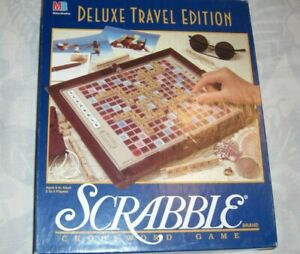 Scrabble Game Deluxe Travel Edition Missing one tile holder & 1 tile 1990