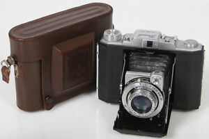 Proud Model 50 Camera. With Proud Special 75mm Lens - Vintage display camera
