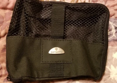 NEW!  Samsonite Small Black Travel Accessory Bag 8.5" x 6" x 2.75" - Image 1 of 4