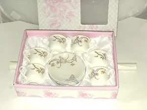 Kaffeetassenset Porzellan weiß/blumenartig (6 Tassen + 6 Untertassen) 2,5 OZ - Bild 1 von 6