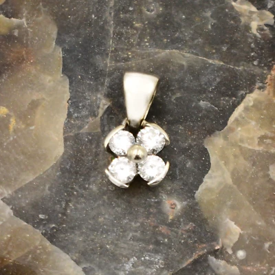 14k White Gold Diamond Clover/Flower Petite Pendant/Charm - Image 1 of 3