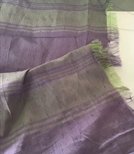 100% SILK DUPION 2 TONE LILAC/ICE GREEN STRIPED REMNANT 45 CM X 80 CMS. FREEPOST - Picture 1 of 6
