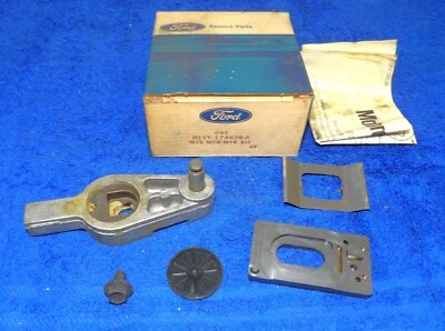 71-78 Galaxie LTD Monterey Marquis 70-79 Lincoln NOS WIPER MOTOR OUTPUT ARM KIT - Image 1 of 3