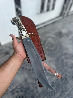 Cuchillo Bowie Hecho a Mano Personalizado Acero Alto Carbono con Mango de Cuerno de Ciervo y Funda Foto 1 de 4