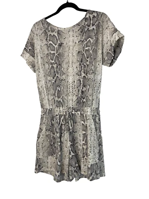 Lote Atacado 4 Macacão Cherish "Self" Padrão de Pele de Cobra Cinza e Branco Macio! Novo - Imagem 1 de 4