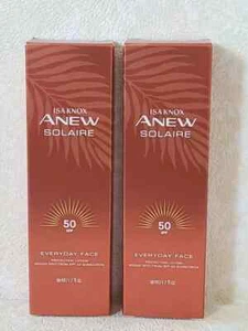 2 Isa Knox Anew Solaire Loción de Protección Facial Diaria Amplio Espectro FPS 50 - Imagen 1 de 4