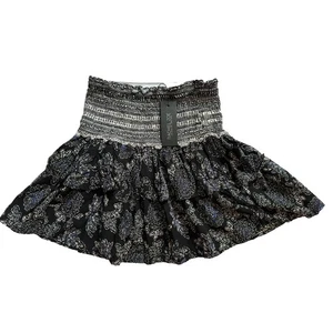Rachel Zoe Damen Rock kleine Rüschen Stufen schwarz Blumen Kontrast Schlupfrock - Bild 1 von 6