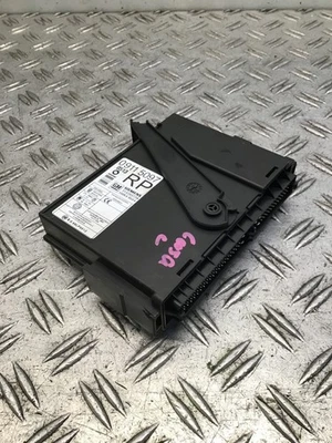 Centralina 09115097 Opel Corsa C (X01) 1.0 43kW 58cv - Immagine 1 di 2