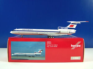 Herpa WINGS 559812 Aeroflot Tupolev TU-154B-2 "Blue tail livery" 1:200