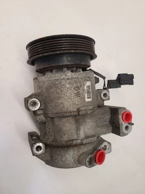 Compresor de aire acondicionado Hyundai Veloster 2012-2014 1,6 L 977012V000 Foto 1 de 4