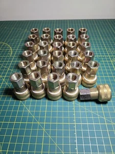 DynaQuip Controls DM3 Industrial Quick Disconnect Coupler, 1/4" NPT, Lot Of 30 - Picture 1 of 12