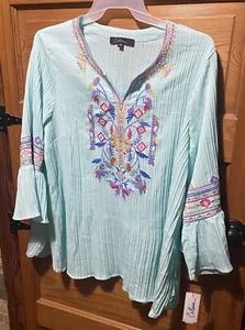 NWT Boho Calessa Embroidered Top Size 1x - Picture 1 of 6