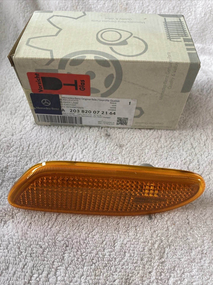 Luz intermitente delantera izquierda original Mercedes-Benz 203820072164 NUEVO Foto 1 de 4