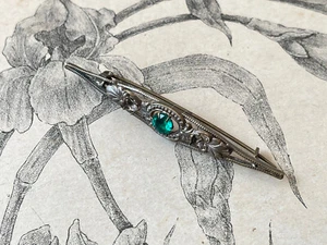 Jolie Broche ancienne fantaisie en métal - pierre verte - Art nouveau - bijoux - Imagen 1 de 3