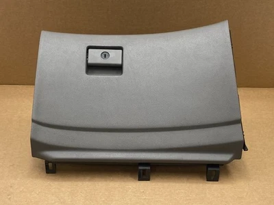 2009-2013 INFINITI G25 G37 PORTA-LUVAS COMPARTIMENTO DE ARMAZENAMENTO FABRICANTE DE EQUIPAMENTO ORIGINAL LOTE778 - Imagem 1 de 4