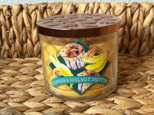 Neu Bath & Body Works Banane Walnuss Muffin 3-Docht-Kerze 14,5 Oz. - Bild 1 von 5