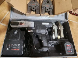 Pressmaschine Rems Roller Accupress mit viel Zubehör Akkupressmaschine - Bild 1 von 7