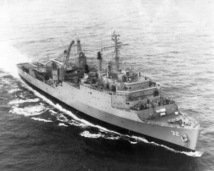FOTO 8X10 USS SPIEGEL GROVE LSD-32 NAVY US EE. UU. MUELLE DESEMBARCO BARCO - Imagen 1 de 1