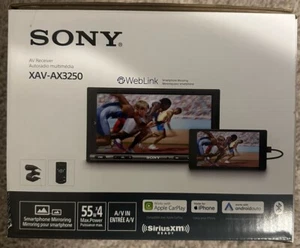New SONY XAV-AX3250 AV RECEIVER CAR RADIO w/ Apple Car Play and Android Auto - Picture 1 of 3