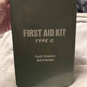 Vintage Pacific Telephone Bell of Nevada First Aid Kit Type-C Metal Box Unused - Picture 1 of 8