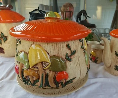 Vintage Merry Mushroom All-In-One- Canister W/Undertray - Image 1 of 4