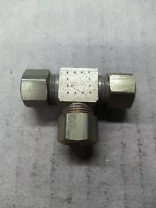 364-06-06-06 Brass Compression Tube Union Tee Fitting for 3/8" OD Tube - Picture 1 of 1