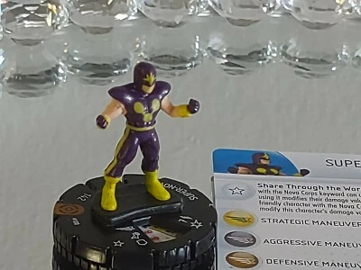 JAN04 Heroclix Galactic Guardians set Super-Nova #100 Limited Edition figure w/c - Image 1 of 2