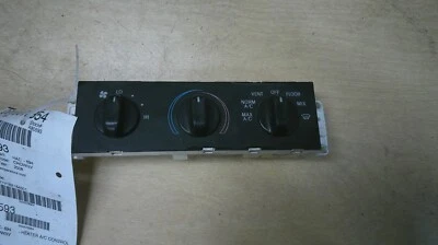 Ford Crown Victoria 2008 calefacción control de aire acondicionado Foto 1 de 4