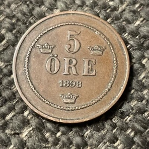 1898 Sweden 5 Ore Coin, Low Mintage - Picture 1 of 2