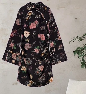 NWT ZARA SHORT FLORAL PRINT DRESS WITH LONG SLEEVES - Foto 1 di 9