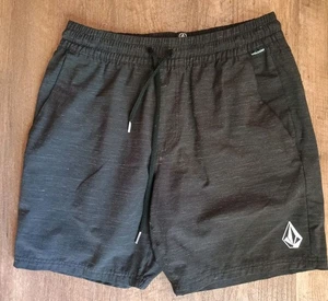 Volcom Small Men's Elastic Waist Hybrid Shorts  Black Used Condition - Picture 1 of 3
