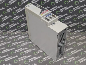 GEBRAUCHTES Allen Bradley 2094-BM02-S Kinetix 6000 15A Achsmodul FW 1.127 - Bild 1 von 5
