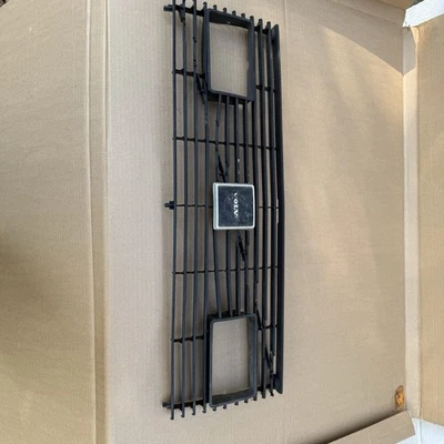 Rejilla luz antiniebla temprana Volvo 240 242 244 245 GT necesita reparación Foto 1 de 4