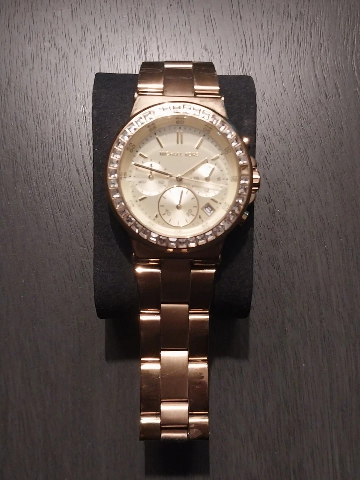Reloj Michael Kors dorado para mujer acero inoxidable MK Foto 1 de 4