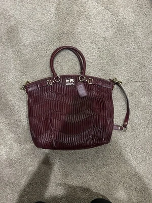 Cartera Coach Madison Magenta Sophia F 1182-18643 de cuero recogido plisada Foto 1 de 4