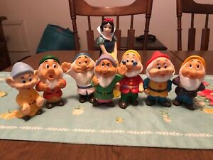 disney collectibles snow white and the seven dwarfs