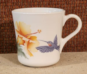 Corning Corelle HUMMINGBIRD HIBISCUS Coffee Cup Very Pretty Great Condition - Picture 1 of 6