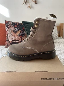 1460 Serena Fur Lined Dr Martens - Picture 1 of 6