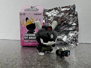 Quiccs TEQ63 Kidrobot 2017 Designer Toy Awards DTA  3" Dunny BLACK CAMO NEW - Picture 1 of 6