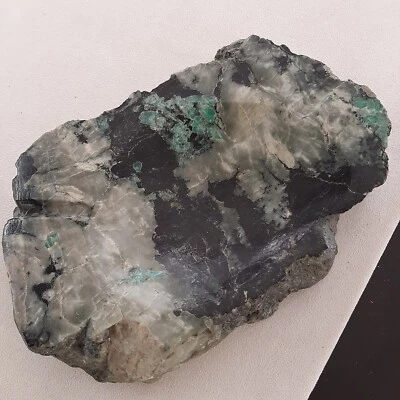 Posacere In Malachite  - Immagine 1 di 4