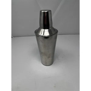 Cobbler Style Shaker w/ Built In Strainer No Brand PreOwned with Nicks & Stains - Picture 1 of 7